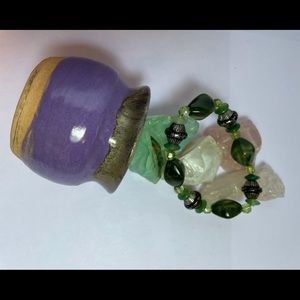 3/$20 Vintage Green bead bracelet 🌿💚✨